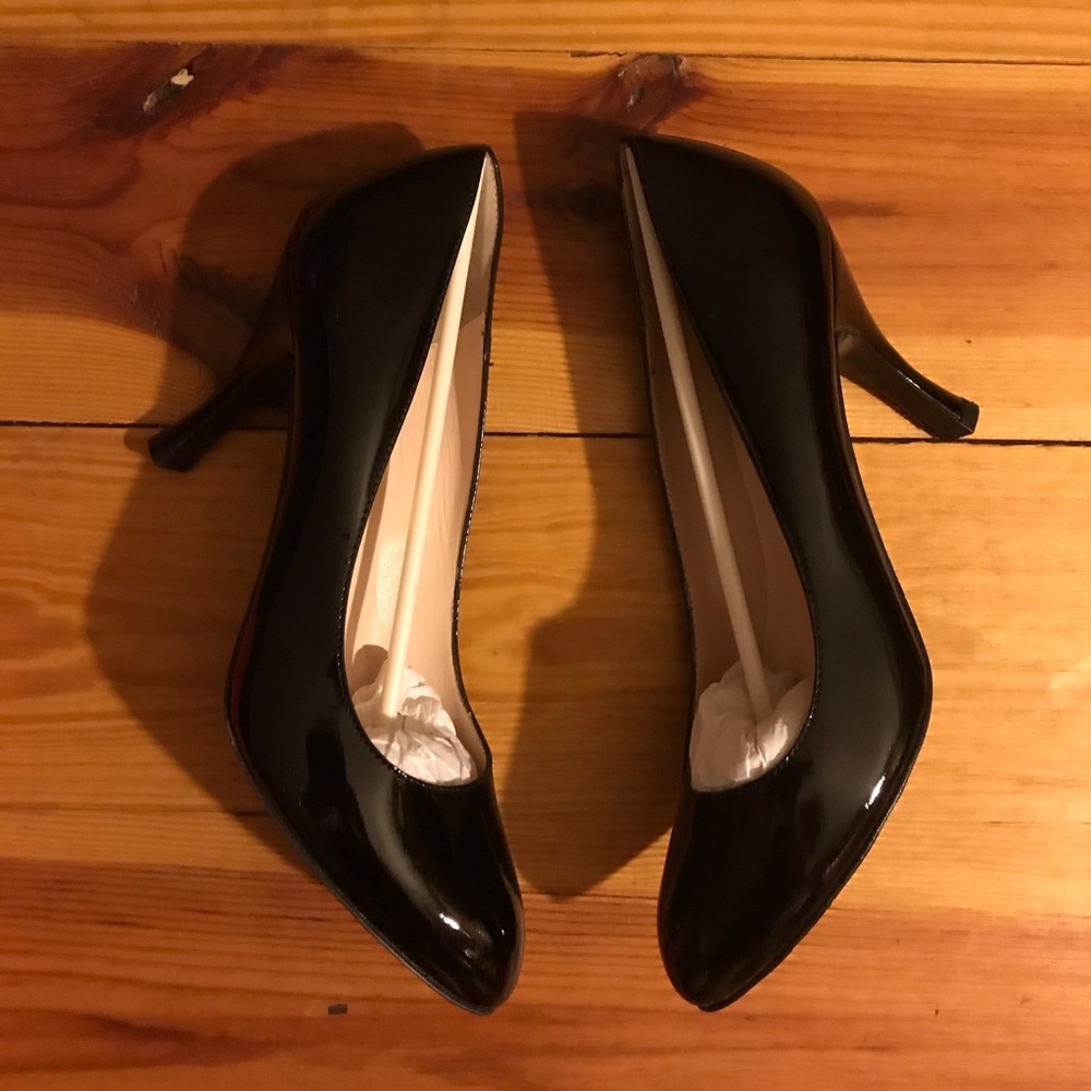 Claudia Ciuti Black Patent Leather Pumps, NWB, 7.5 - Picture 6 of 14